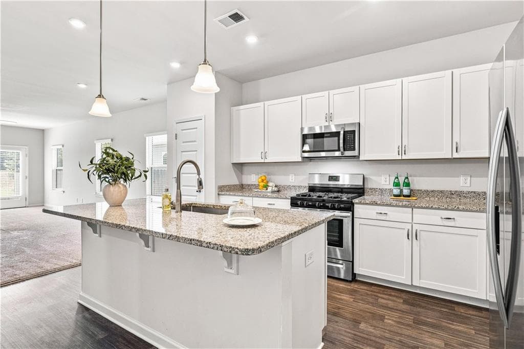 3 bedroom, 2 bathroom, 1,501 sq ft single family residence under contract at 7 Crossroad Circle, Jasper, GA 30143 — photo 8