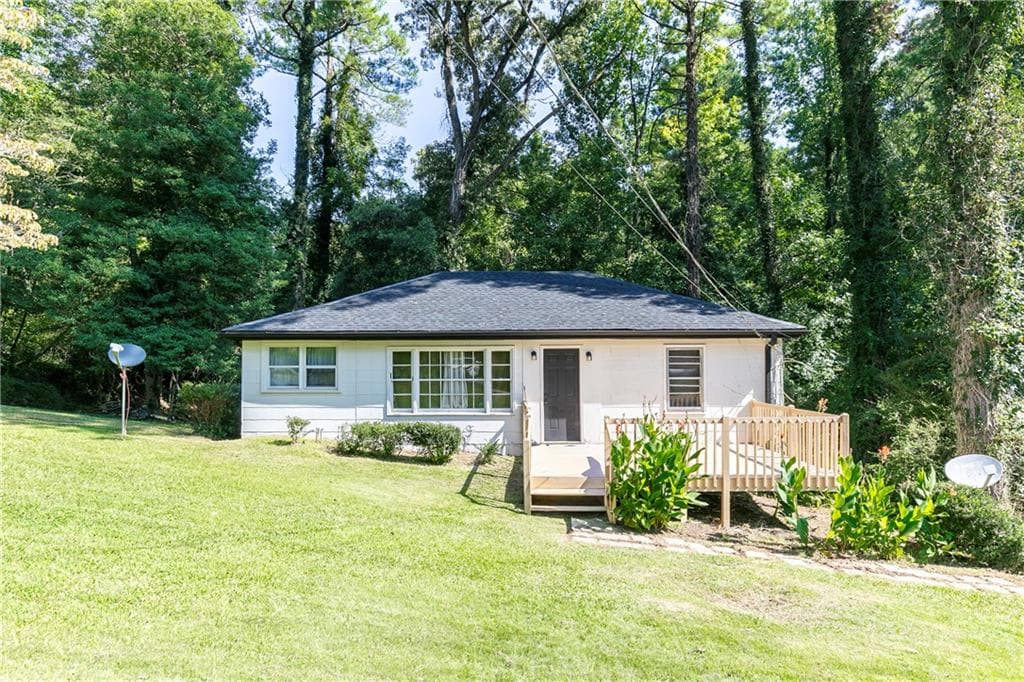 3 bedroom, 1 bathroom, 940 sq ft single family residence for sale at 116 Glenn Street, Dallas, GA 30132 — photo 3