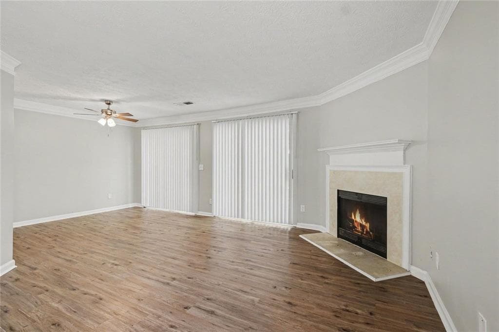 3 bedroom, 3 bathroom, 1,420 sq ft townhouse under contract at 6501 Charter Way, Lithonia, GA 30058 — photo 4