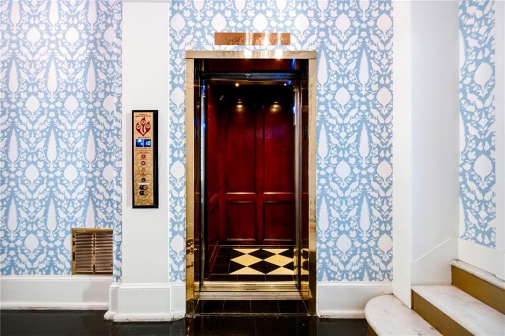 5 bedroom, 4 bathroom, 4,412 sq ft condominium for sale at 30 Fifth Street 301, Atlanta, GA 30308 — photo 6