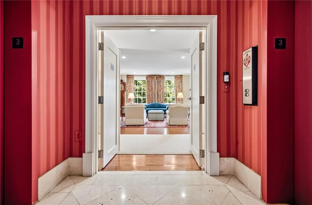 5 bedroom, 4 bathroom, 4,412 sq ft condominium for sale at 30 Fifth Street 301, Atlanta, GA 30308 — photo 8