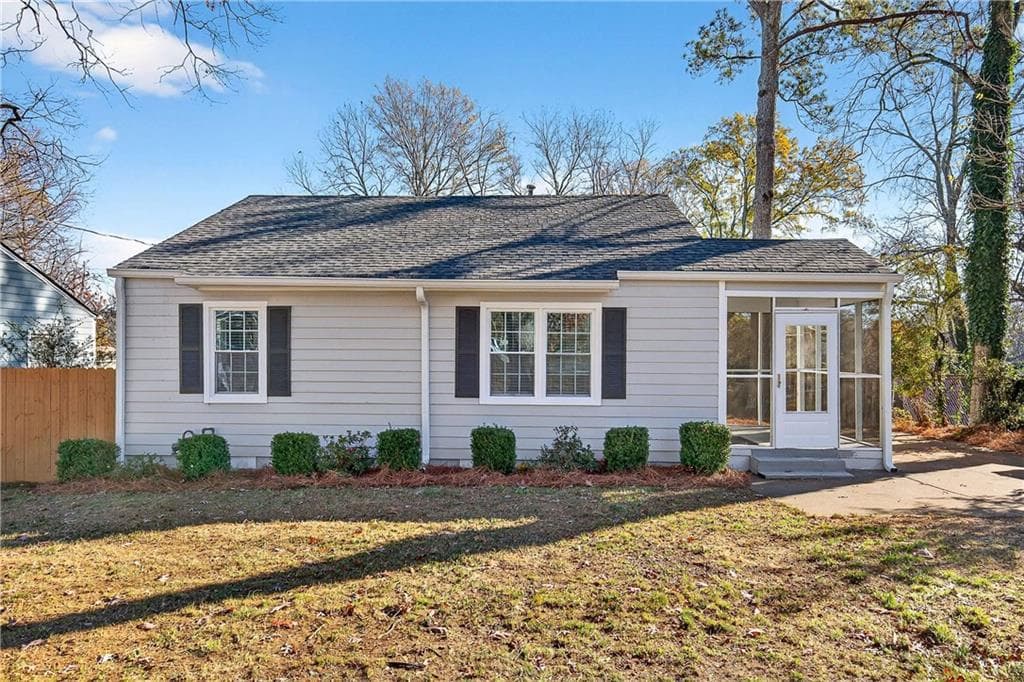 3 bedroom, 2 bathroom, 1,410 sq ft single family residence for sale at 488 Mcwilliams Avenue, Atlanta, GA 30316 — photo 2