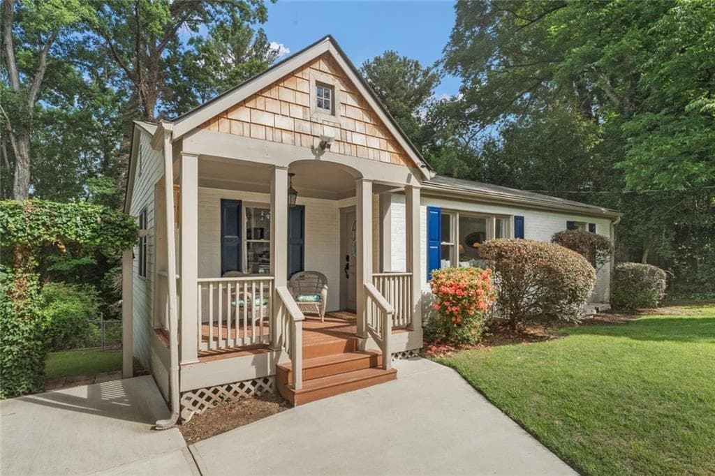 3 bedroom, 2 bathroom, 1,250 sq ft single family residence for sale at 1730 Bridgeport Drive, Atlanta, GA 30329