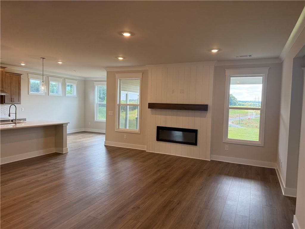 3 bedroom, 3 bathroom, 2,347 sq ft single family residence under contract at 35 Piney Grove Court, Auburn, GA 30011 — photo 5