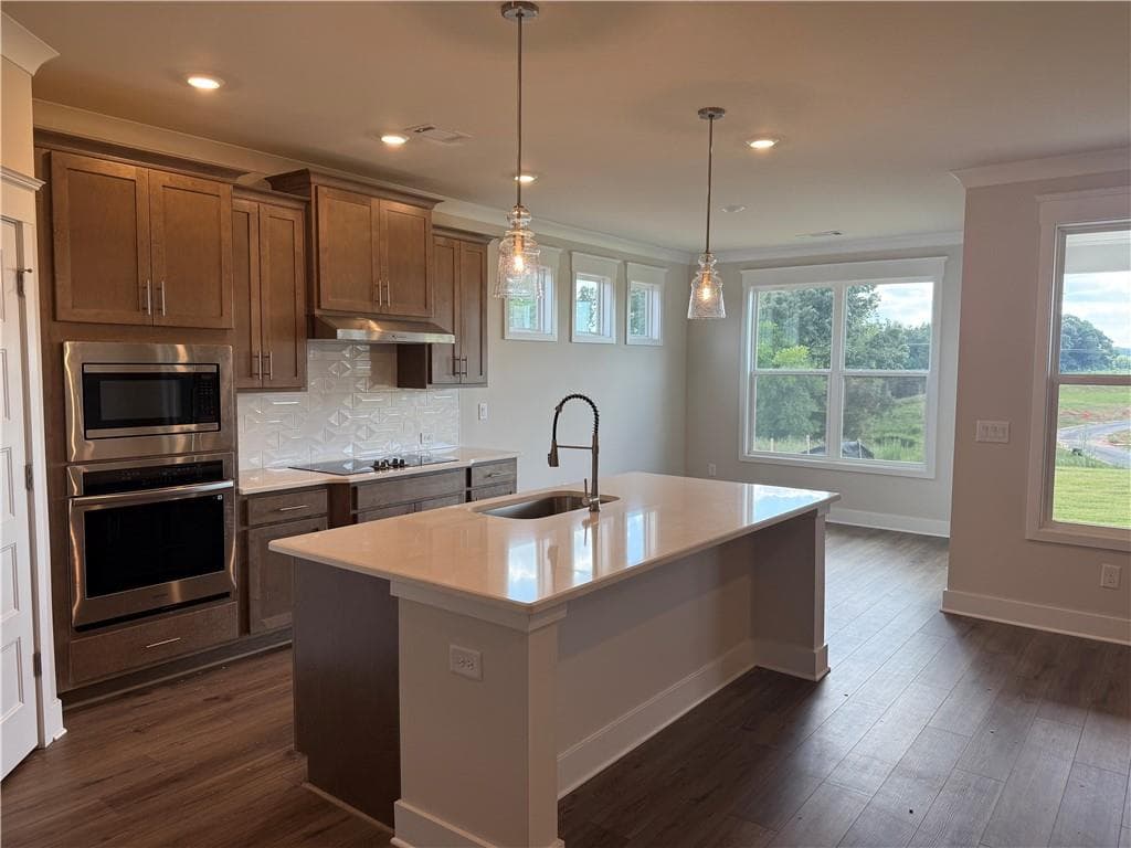 3 bedroom, 3 bathroom, 2,347 sq ft single family residence under contract at 35 Piney Grove Court, Auburn, GA 30011 — photo 7