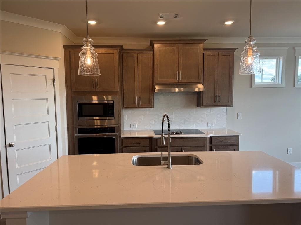 3 bedroom, 3 bathroom, 2,347 sq ft single family residence under contract at 35 Piney Grove Court, Auburn, GA 30011 — photo 9