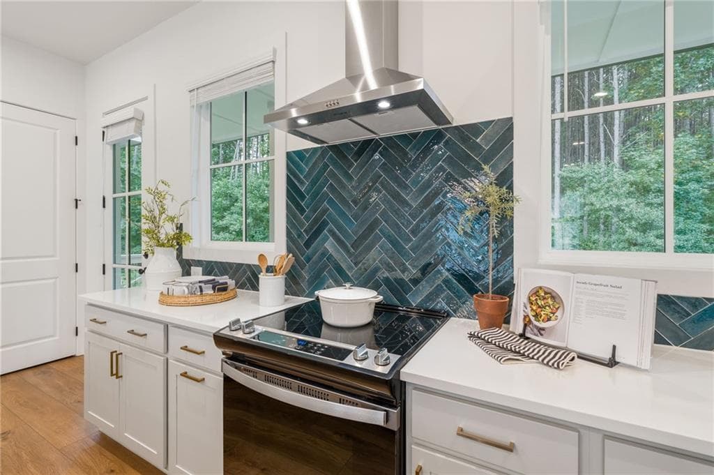 4 bedroom, 4 bathroom, 2,025 sq ft single family residence for rent at 102 Pinecone Parkway, Alpharetta, GA 30022 for $4,250 a month — photo 4