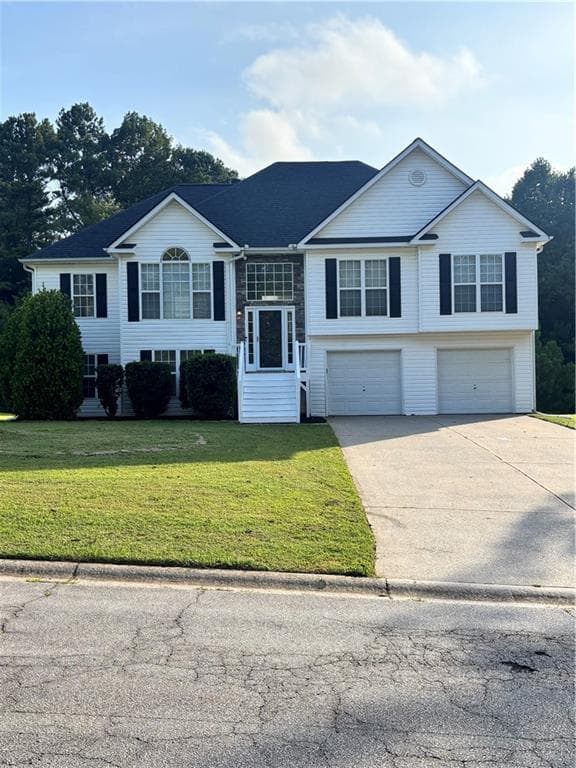 5 bedroom, 3 bathroom, 2,306 sq ft single family residence under contract at 185 Bramlett Way, Powder Springs, GA 30127