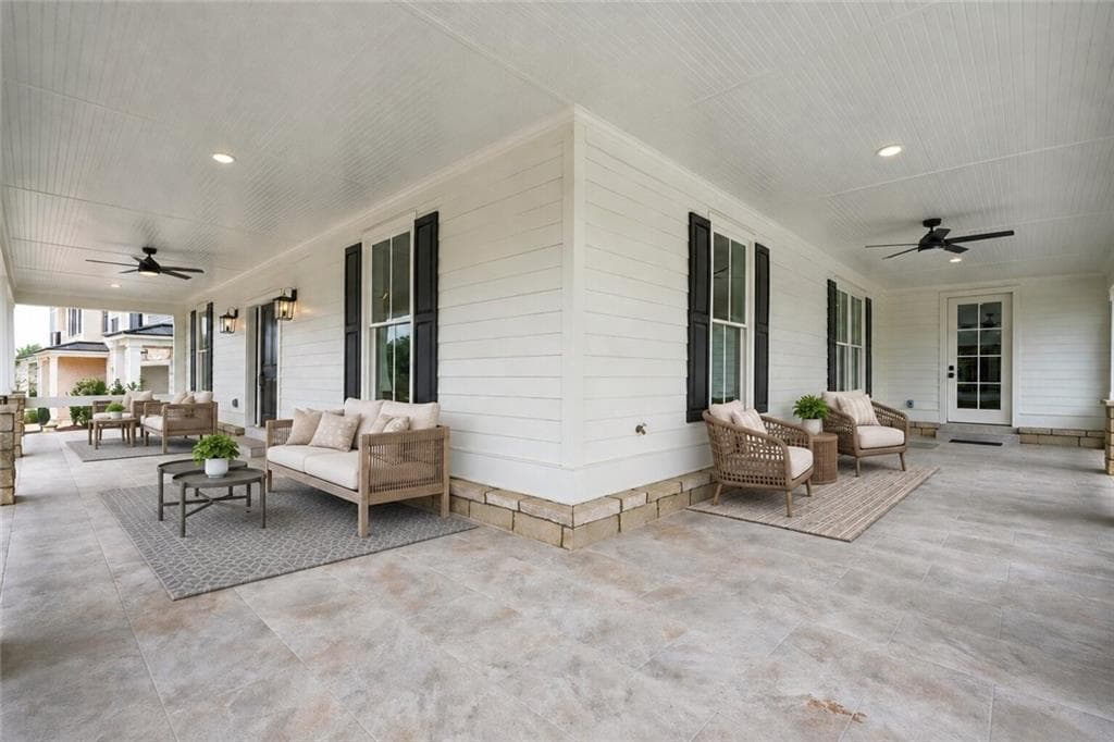 4 bedroom, 5 bathroom, 4,618 sq ft single family residence for sale at 531 S Main Street, Alpharetta, GA 30009 — photo 4