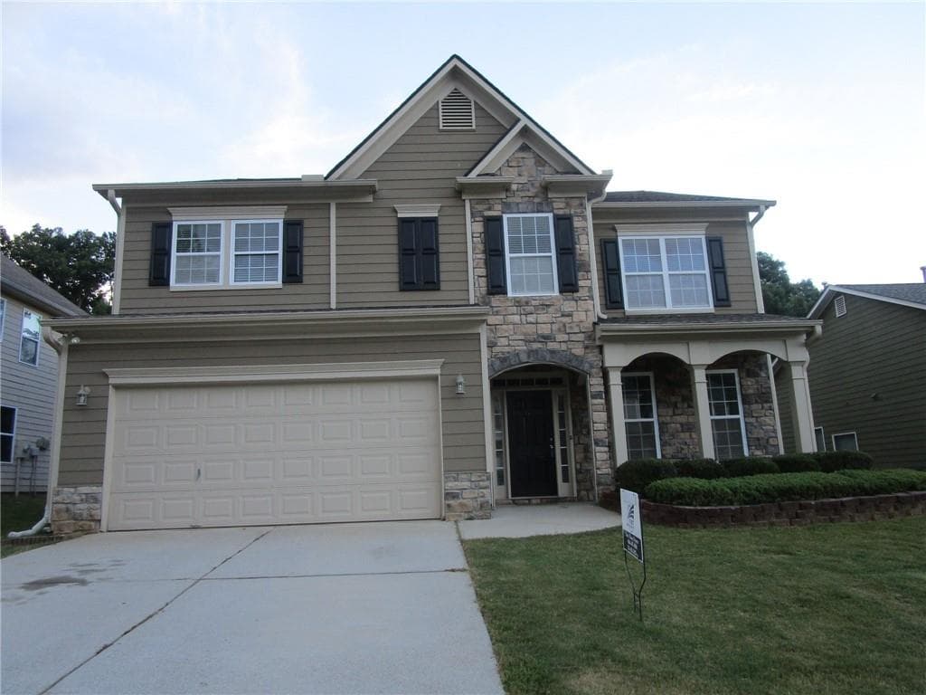 4 bedroom, 3 bathroom, 3,168 sq ft single family residence for rent at 4029 Amberleigh Trace, Gainesville, GA 30507 for $2,450 a month