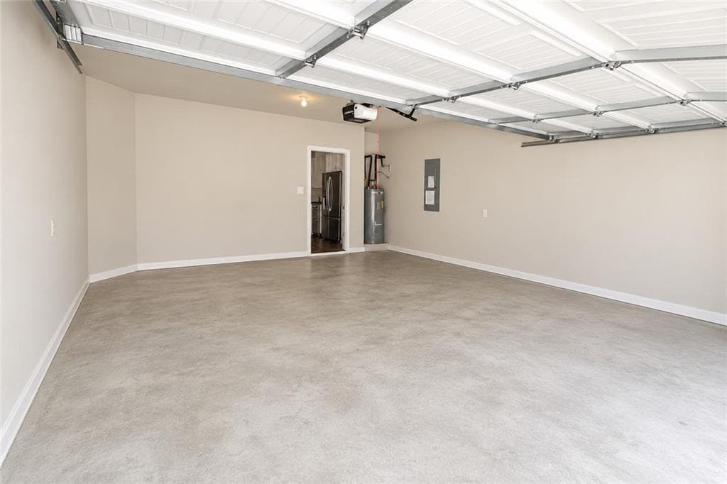 3 bedroom, 3 bathroom, 1,836 sq ft townhouse for sale at 2431 Norwood Park Crossing, Atlanta, GA 30340 — photo 9