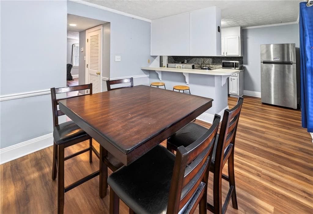 2 bedroom, 3 bathroom, 1,320 sq ft townhouse for sale at 6094 Queen Anne Court, Norcross, GA 30093 — photo 6