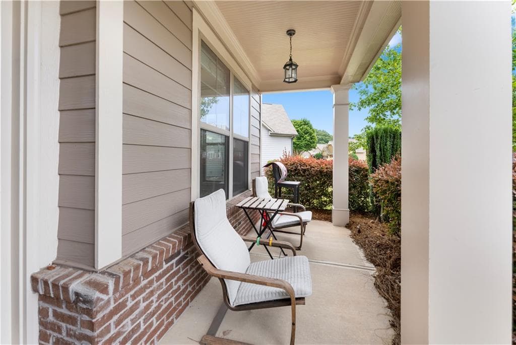 5 bedroom, 4 bathroom, 3,344 sq ft single family residence for sale at 3152 Jocassee Drive, Buford, GA 30519 — photo 6