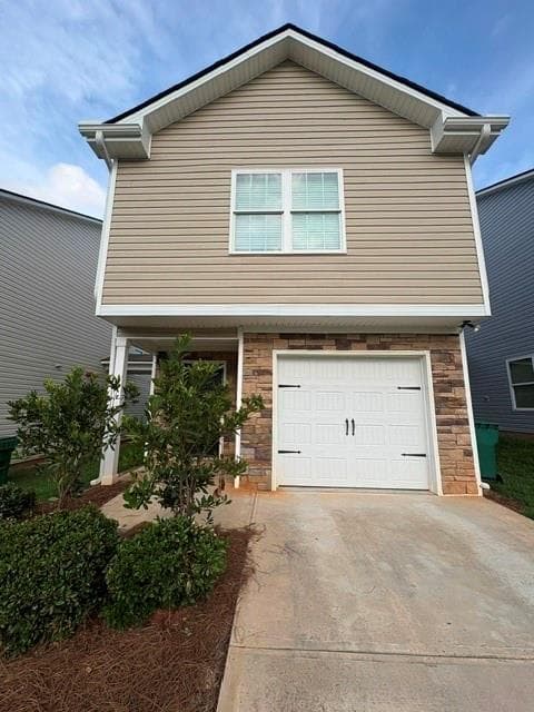 3 bedroom, 3 bathroom, 1,864 sq ft single family residence for rent at 806 Carlton Pointe Place, Palmetto, GA 30268 for $1,725 a month — photo 1 of 16
