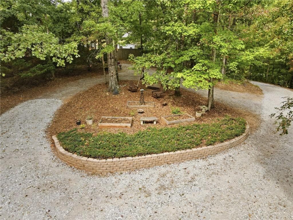 3 bedroom, 4 bathroom, 3,568 sq ft single family residence for sale at 907 Rainbow Circle, Cleveland, GA 30528 — photo 10