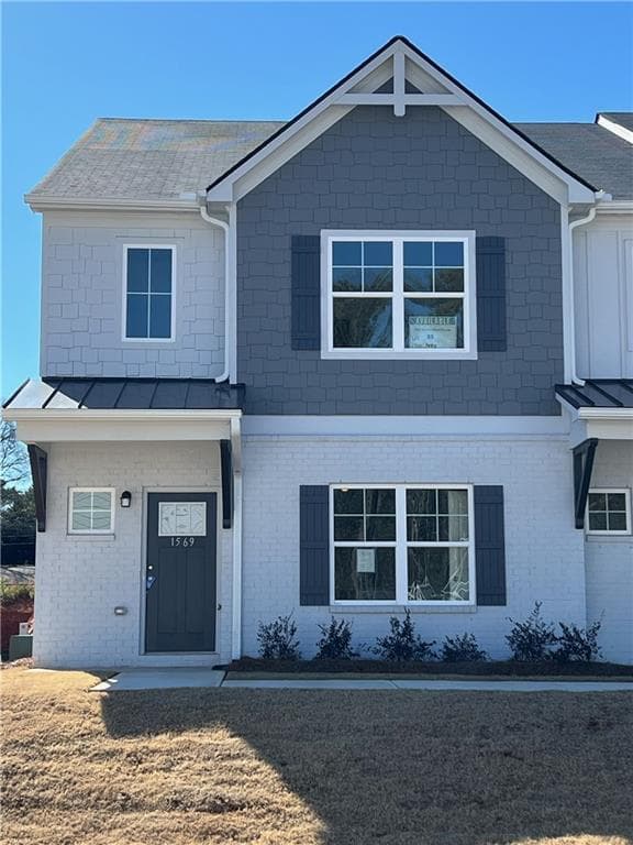 3 bedroom, 3 bathroom, 1,685 sq ft townhouse for sale at 1569 Salem Drive 85, Conyers, GA 30013