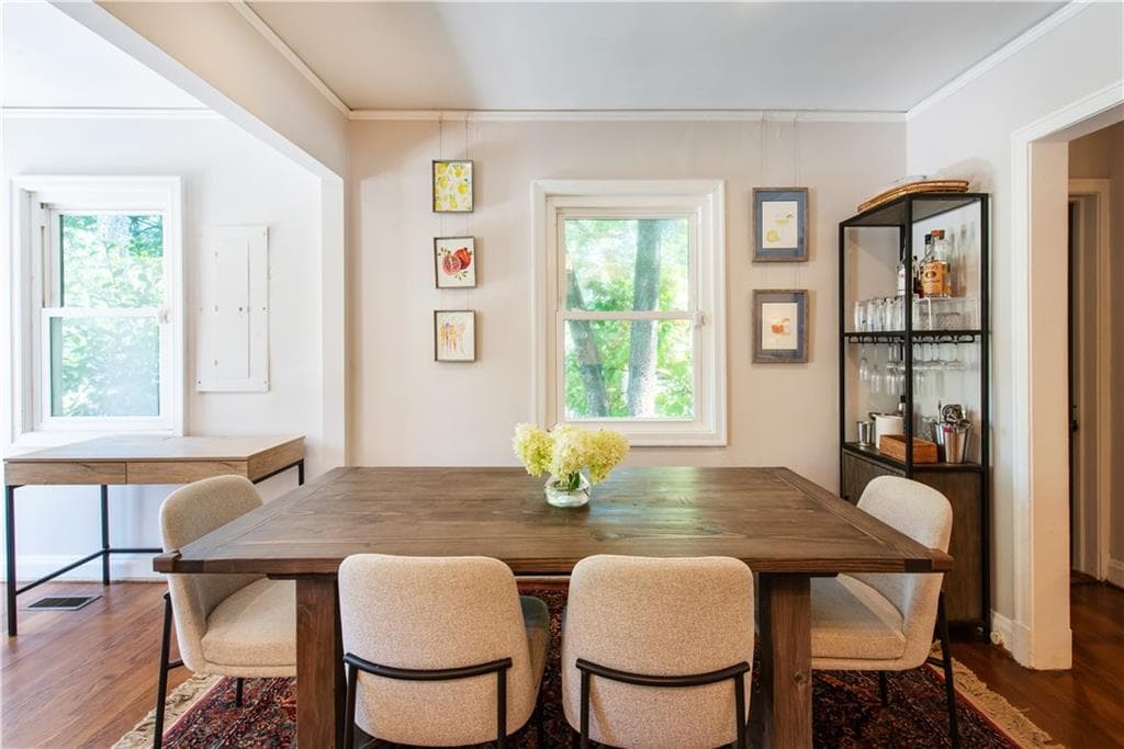 2 bedroom, 1 bathroom single family residence under contract at 2430 Shenandoah Avenue, Atlanta, GA 30305 — photo 8