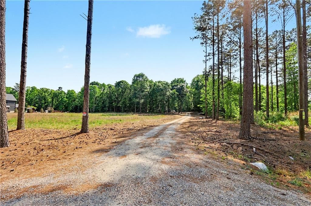 single family residence under contract at 1110 Locklin Road, Monroe, GA 30655 — photo 10