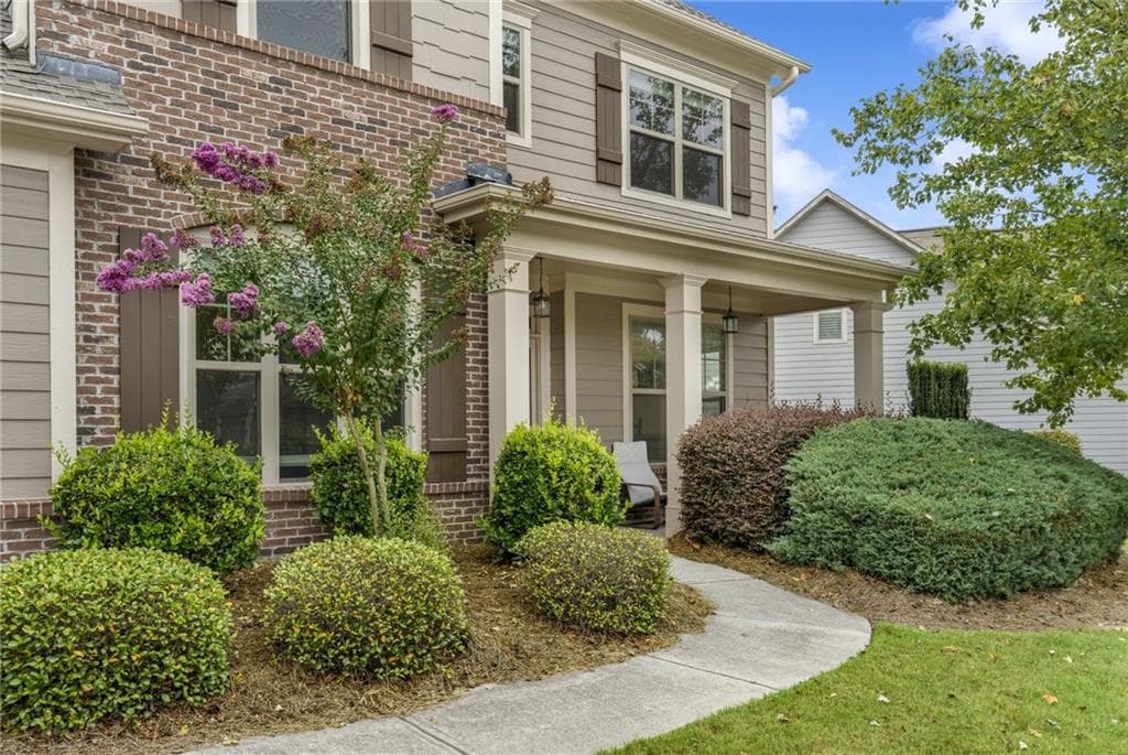 5 bedroom, 4 bathroom, 3,344 sq ft single family residence for sale at 3152 Jocassee Drive, Buford, GA 30519 — photo 3