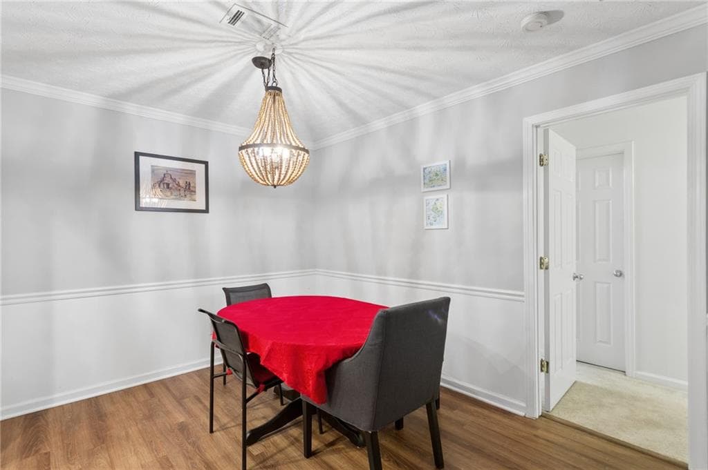 2 bedroom, 2 bathroom, 1,270 sq ft condominium for sale at 2832 Vinings Central Drive 143, Atlanta, GA 30339 — photo 7