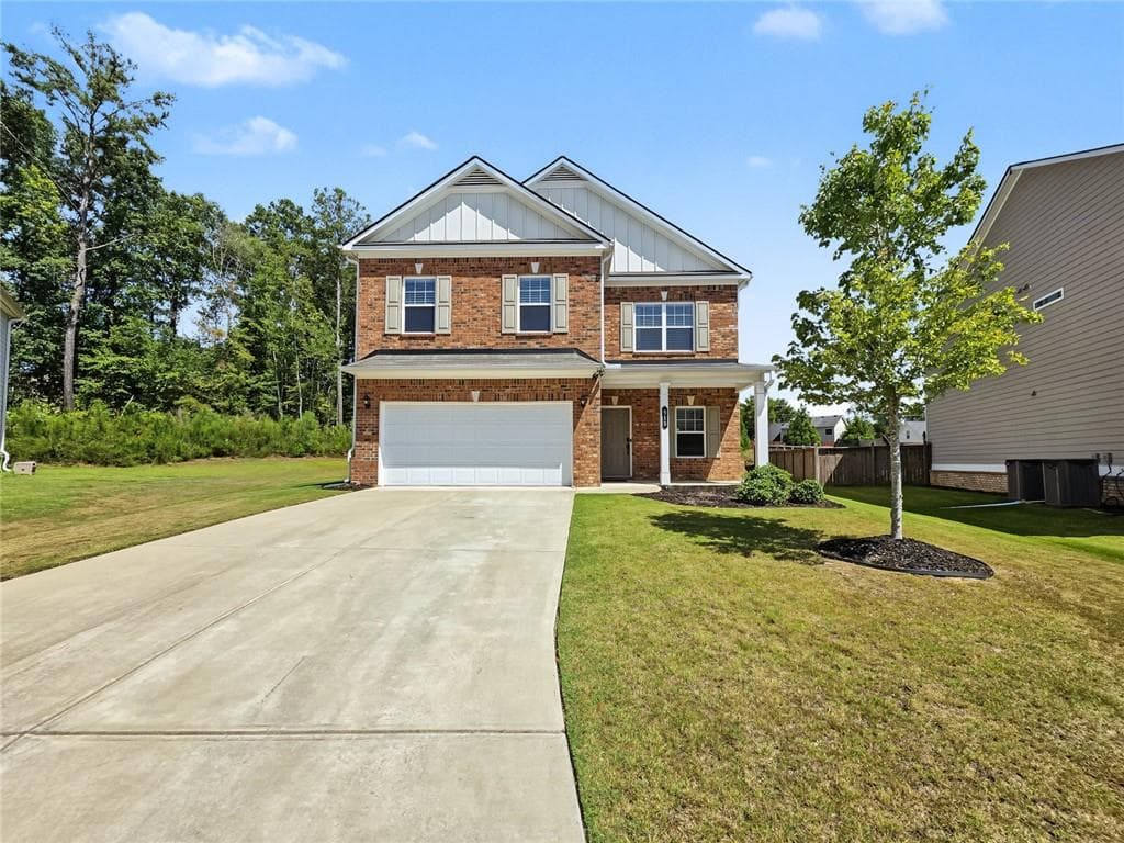 4 bedroom, 3 bathroom, 2,565 sq ft single family residence for sale at 918 Brittfield Way, Loganville, GA 30052 — photo 3