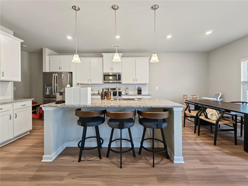 4 bedroom, 3 bathroom, 2,565 sq ft single family residence for sale at 918 Brittfield Way, Loganville, GA 30052 — photo 9