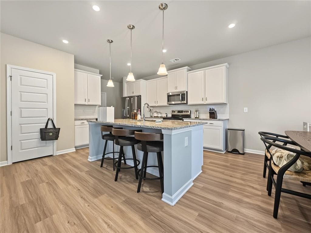 4 bedroom, 3 bathroom, 2,565 sq ft single family residence for sale at 918 Brittfield Way, Loganville, GA 30052 — photo 10