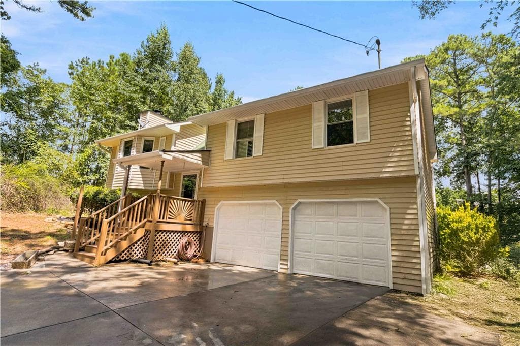 7 bedroom, 3 bathroom, 1,942 sq ft single family residence for sale at 4086 Chapel Hill Road, Douglasville, GA 30135 — photo 3
