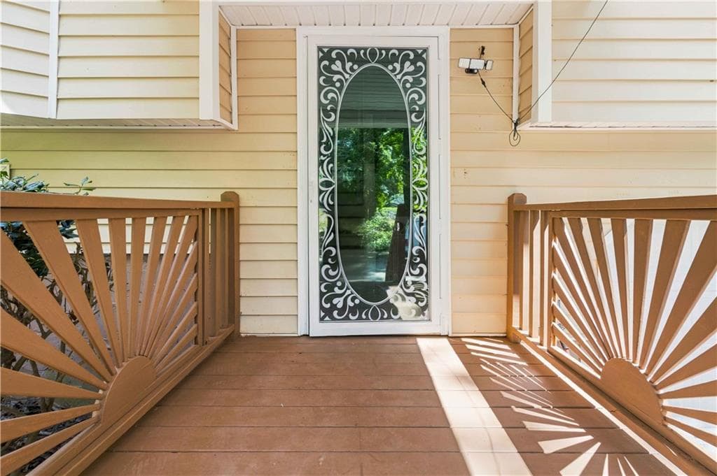 7 bedroom, 3 bathroom, 1,942 sq ft single family residence for sale at 4086 Chapel Hill Road, Douglasville, GA 30135 — photo 5