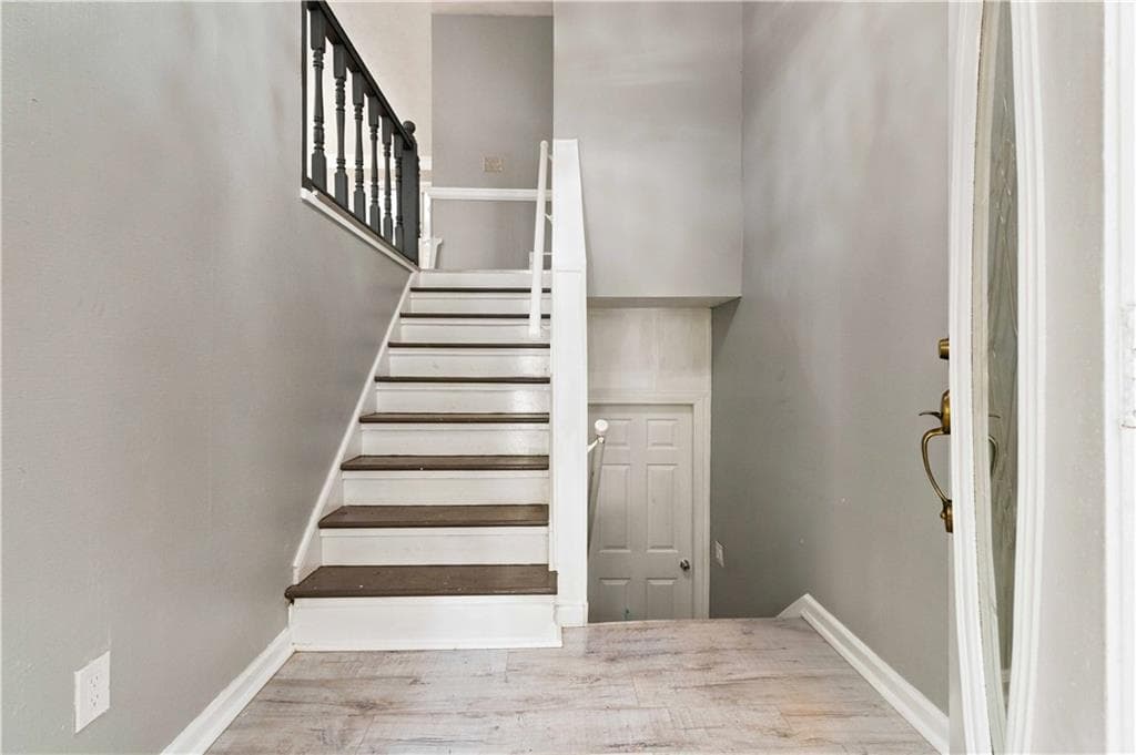 7 bedroom, 3 bathroom, 1,942 sq ft single family residence for sale at 4086 Chapel Hill Road, Douglasville, GA 30135 — photo 6