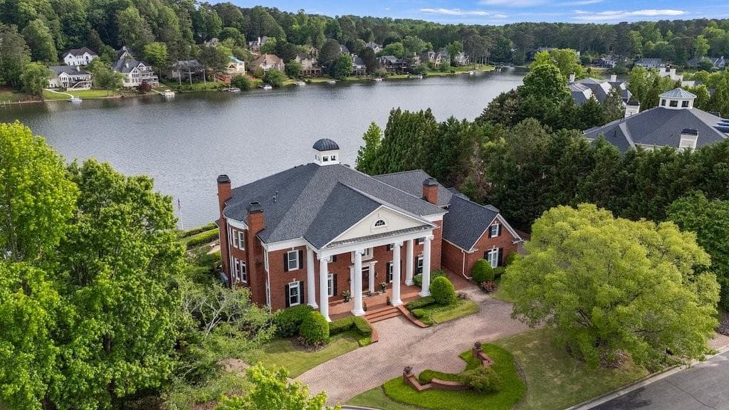 5 bedroom, 10 bathroom, 13,100 sq ft single family residence for sale at 1075 Carnoustie Lane, Alpharetta, GA 30005 — photo 3
