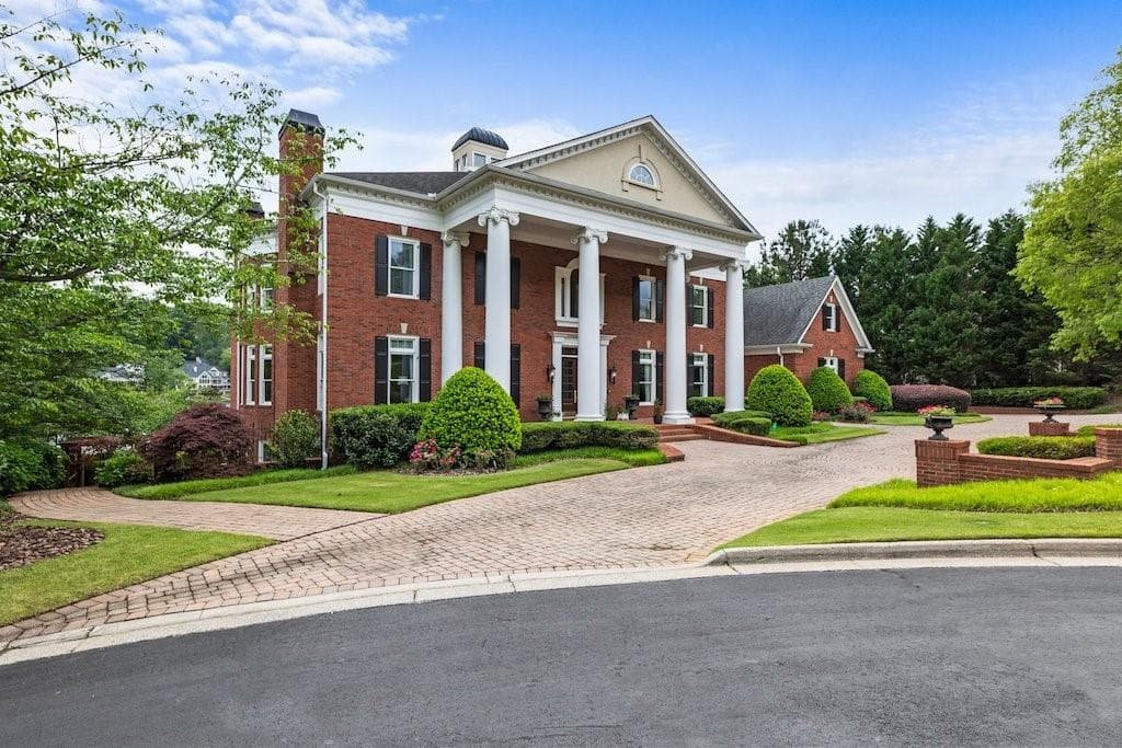 5 bedroom, 10 bathroom, 13,100 sq ft single family residence for sale at 1075 Carnoustie Lane, Alpharetta, GA 30005 — photo 6