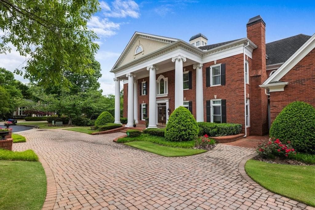 5 bedroom, 10 bathroom, 13,100 sq ft single family residence for sale at 1075 Carnoustie Lane, Alpharetta, GA 30005 — photo 7