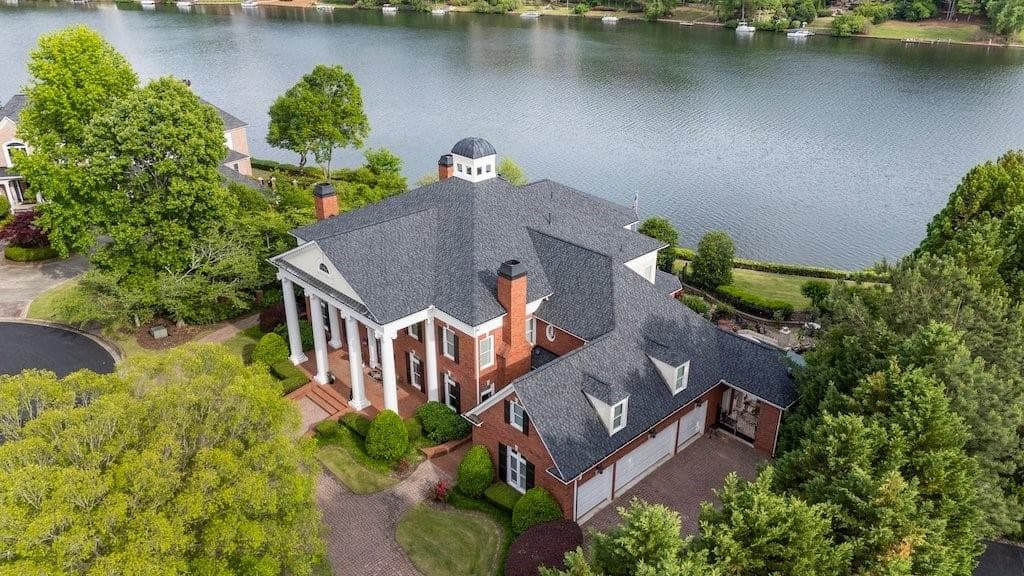 5 bedroom, 10 bathroom, 13,100 sq ft single family residence for sale at 1075 Carnoustie Lane, Alpharetta, GA 30005 — photo 4