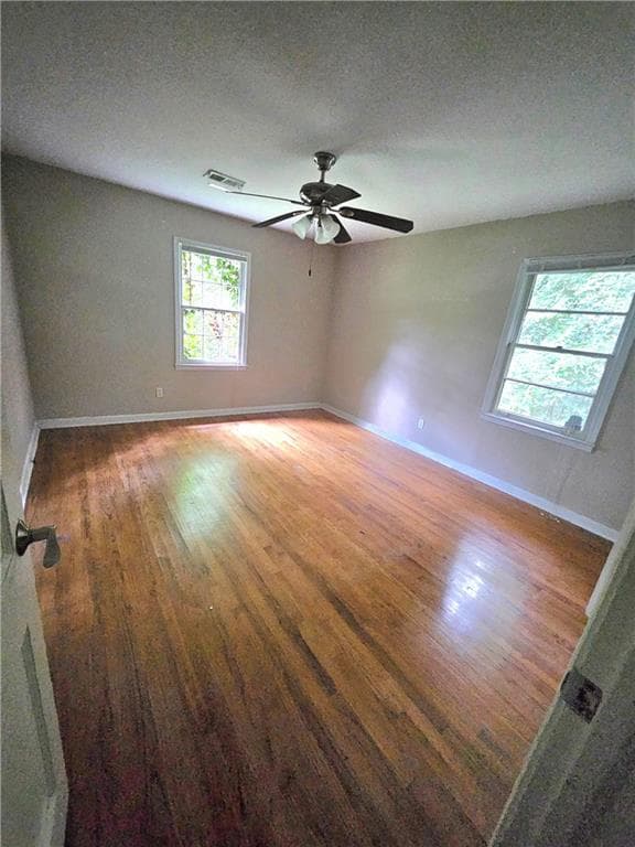 3 bedroom, 1 bathroom, 1,951 sq ft single family residence for rent at 1146 Clearview Drive, Brookhaven, GA 30319 for $1,895 a month — photo 3