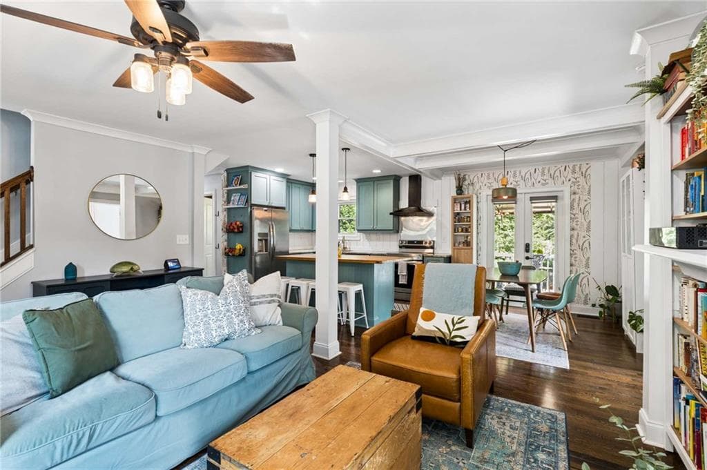 4 bedroom, 3 bathroom, 2,022 sq ft single family residence under contract at 940 S McDonough Street, Decatur, GA 30030 — photo 8