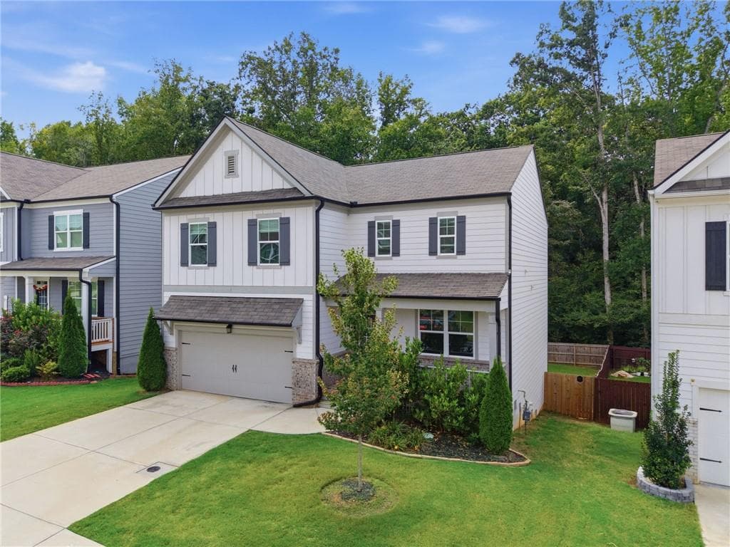 4 bedroom, 4 bathroom, 2,382 sq ft single family residence under contract at 545 Quail Pass, Dawsonville, GA 30534 — photo 2