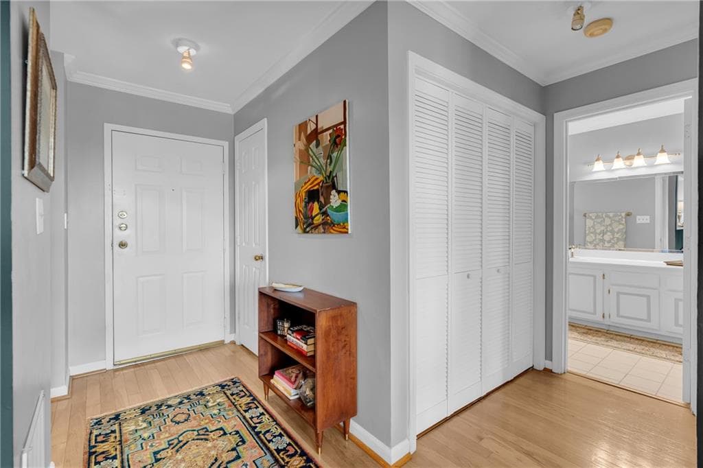 1 bedroom, 1 bathroom, 840 sq ft condominium for sale at 970 Sidney Marcus Boulevard 1209, Atlanta, GA 30324 — photo 2