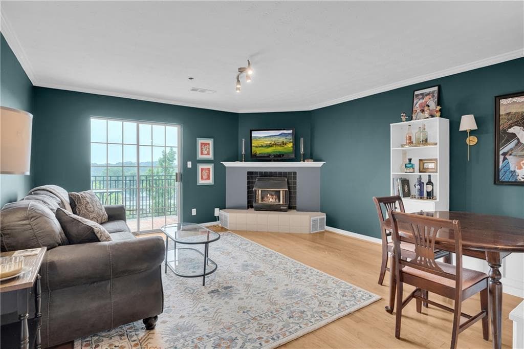 1 bedroom, 1 bathroom, 840 sq ft condominium for sale at 970 Sidney Marcus Boulevard 1209, Atlanta, GA 30324 — photo 3