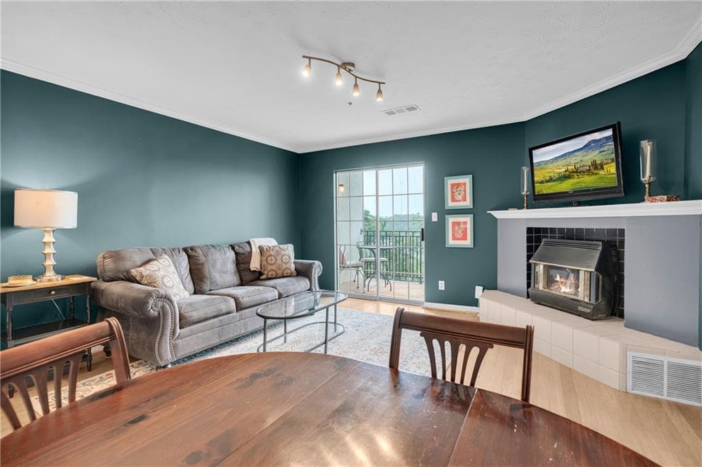 1 bedroom, 1 bathroom, 840 sq ft condominium for sale at 970 Sidney Marcus Boulevard 1209, Atlanta, GA 30324 — photo 7