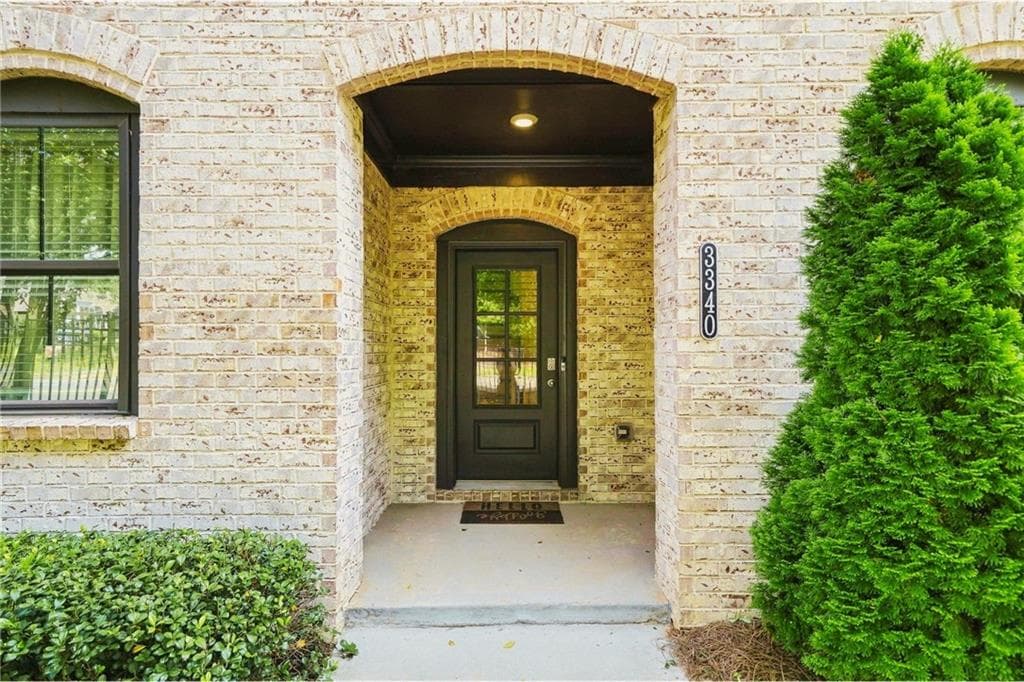 4 bedroom, 4 bathroom, 2,445 sq ft townhouse for sale at 3340 Swallowtail Terrace, Duluth, GA 30096