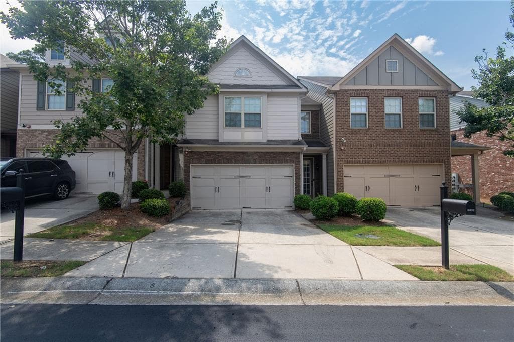 3 bedroom, 3 bathroom, 1,932 sq ft townhouse for rent at 6332 Story Circle, Norcross, GA 30093 for $2,295 a month — photo 1 of 72