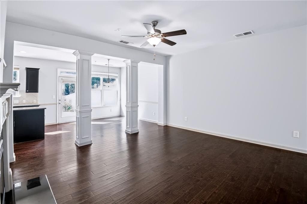 3 bedroom, 3 bathroom, 1,932 sq ft townhouse for rent at 6332 Story Circle, Norcross, GA 30093 for $2,295 a month — photo 9