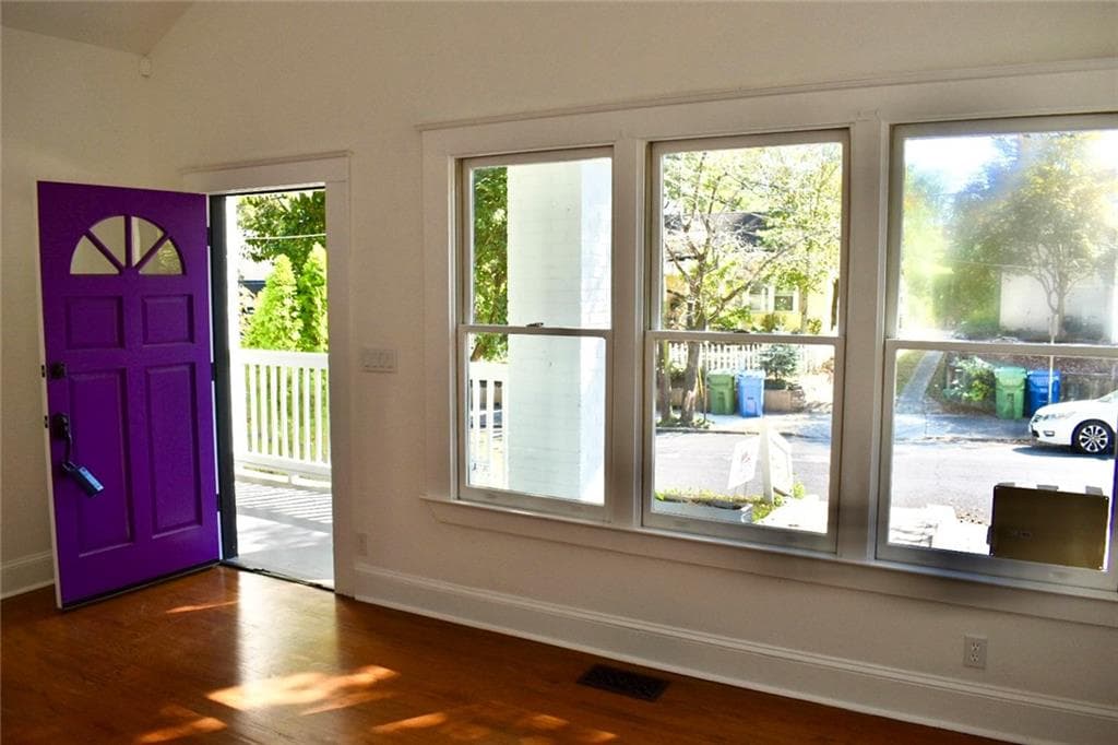 3 bedroom, 1 bathroom, 1,050 sq ft single family residence for sale at 510 Winton Terrace, Atlanta, GA 30308 — photo 7