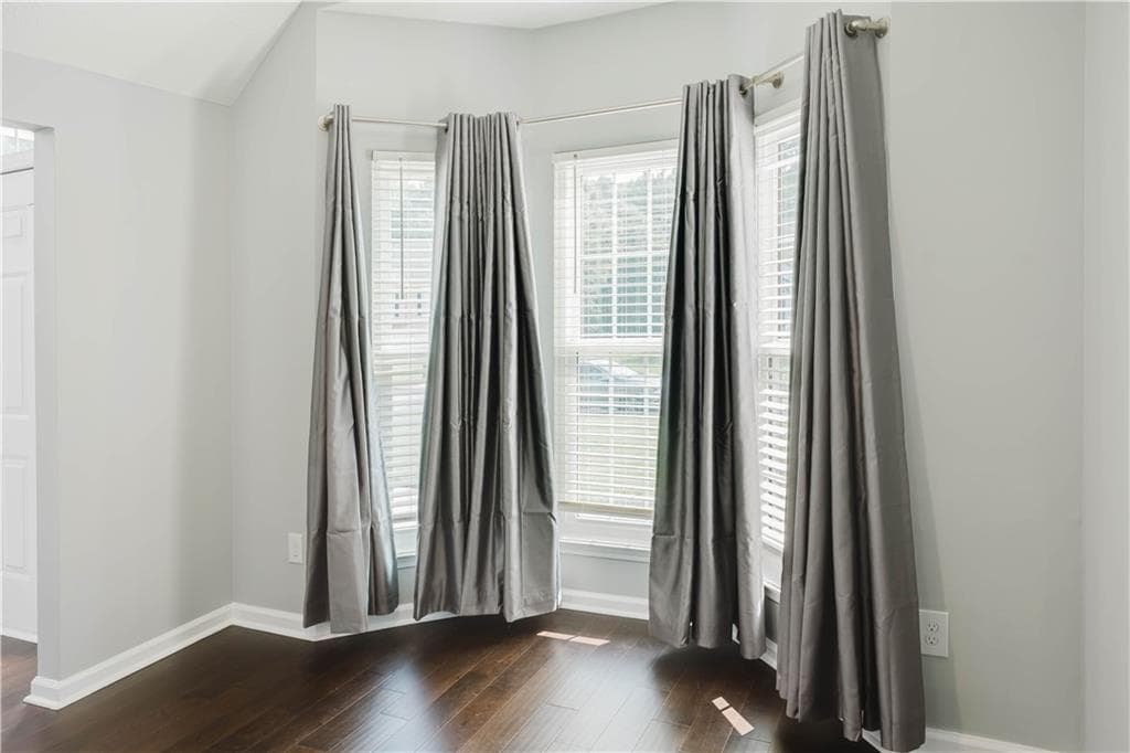 3 bedroom, 3 bathroom, 2,234 sq ft single family residence for sale at 1685 Brumby Circle, Lithia Springs, GA 30122 — photo 4