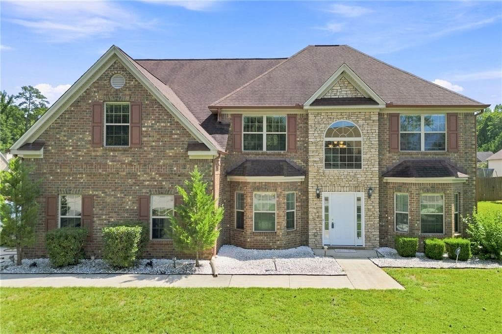 4 bedroom, 3 bathroom, 3,092 sq ft single family residence for sale at 362 Plymstock Drive, Mcdonough, GA 30253 — photo 2