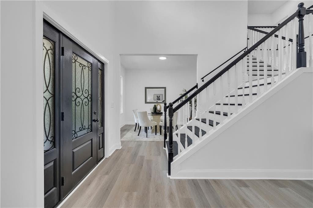 5 bedroom, 4 bathroom, 3,200 sq ft single family residence for sale at 5401 S South Lake Drive, Douglasville, GA 30135 — photo 9