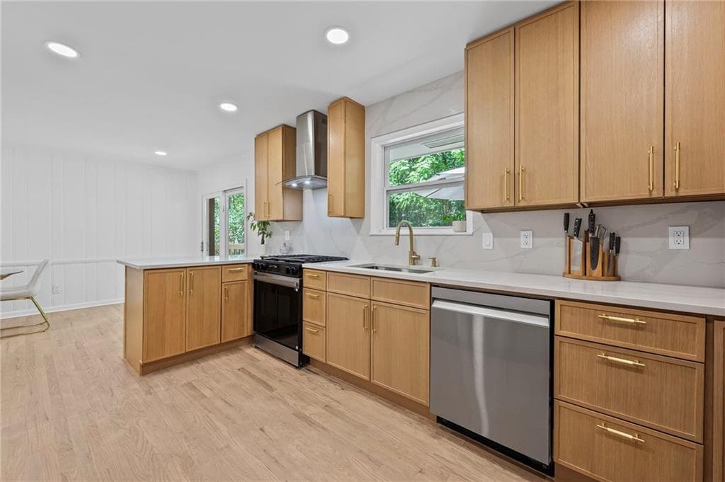 4 bedroom, 3 bathroom, 2,598 sq ft single family residence for sale at 2238 Pinecliff Drive, Atlanta, GA 30345 — photo 8