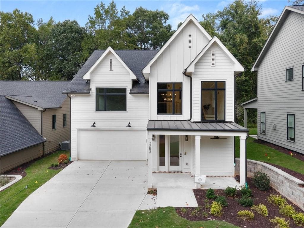 4 bedroom, 4 bathroom, 3,072 sq ft single family residence for sale at 2253 Paul Avenue, Atlanta, GA 30318 — photo 2