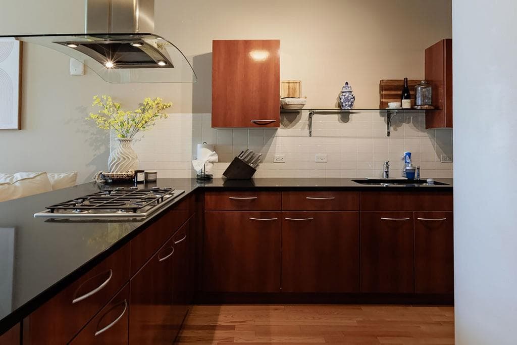 1 bedroom, 1 bathroom, 964 sq ft condominium for rent at 3820 Roswell Road 205, Atlanta, GA 30342 for $2,050 a month — photo 7